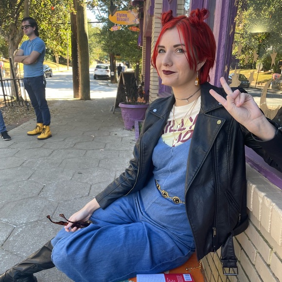 Meet your Posher, Brittany - Picture 5 of 5